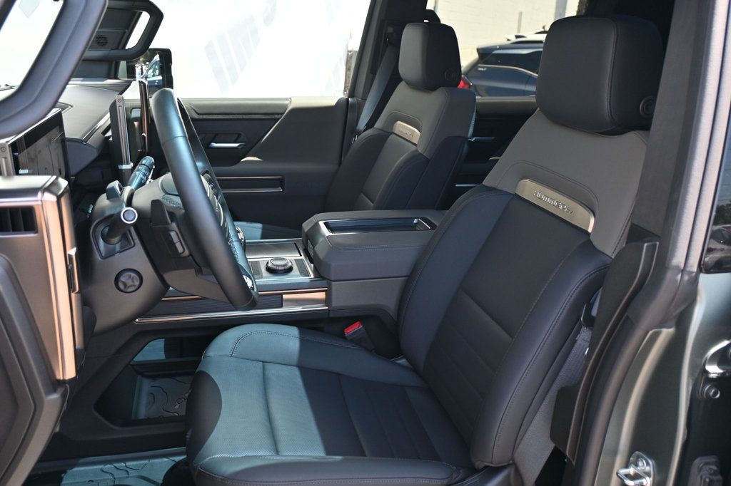 GMC Hummer EV SUV photo 17