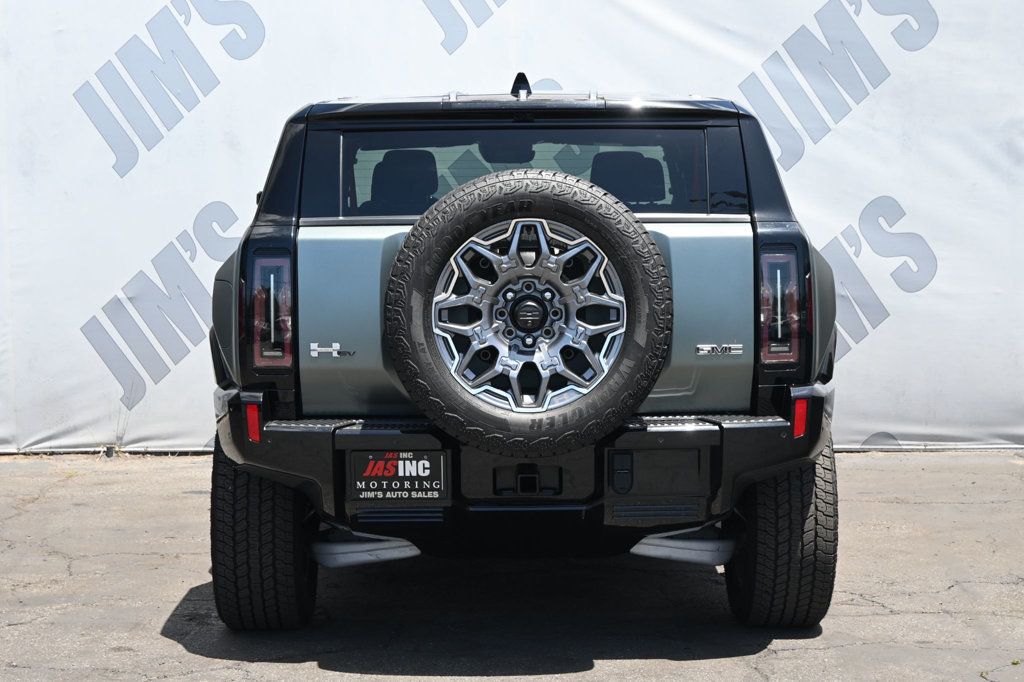GMC Hummer EV SUV photo 5