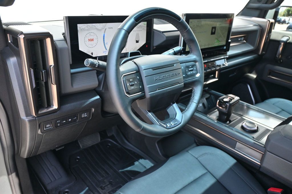 GMC Hummer EV SUV photo 9