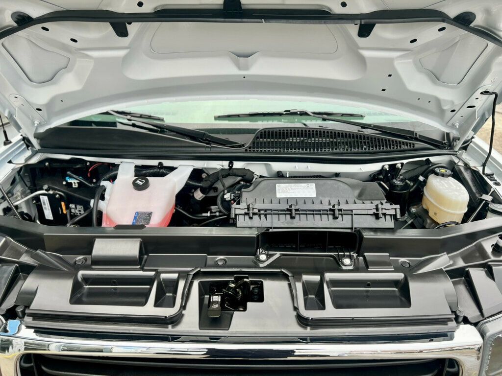 2024 GMC Savana Cargo Van RWD 2500 135" - 22980563 - 10