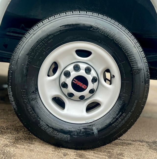 2024 GMC Savana Cargo Van RWD 2500 135" - 22980563 - 18