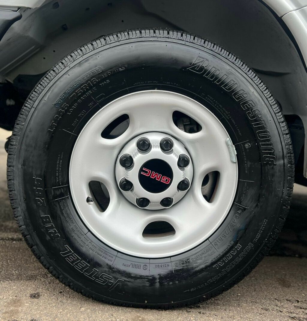 2024 GMC Savana Cargo Van RWD 2500 135" - 22980563 - 19