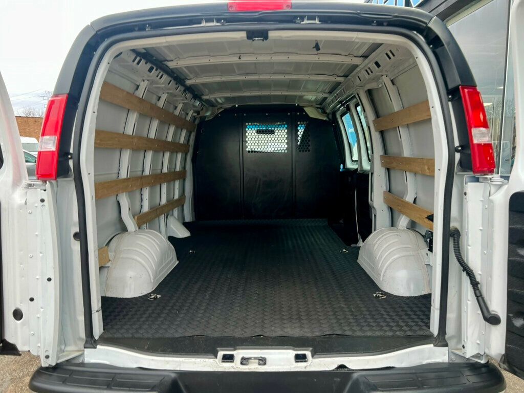 2024 GMC Savana Cargo Van RWD 2500 135" - 22980563 - 6