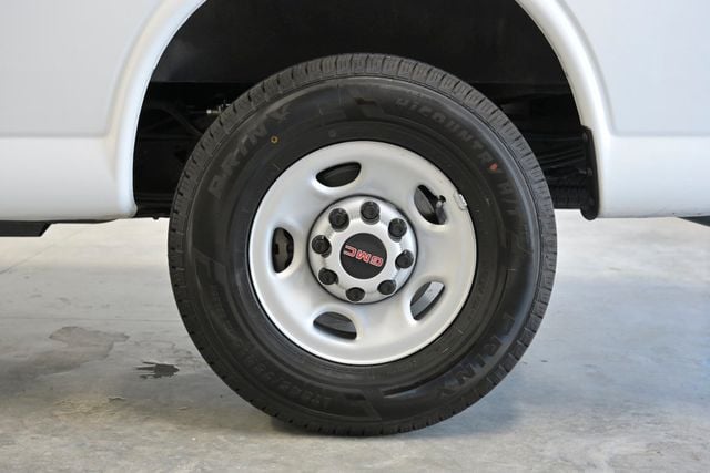 2024 GMC Savana Cargo Van RWD 2500 135" - 23028793 - 11