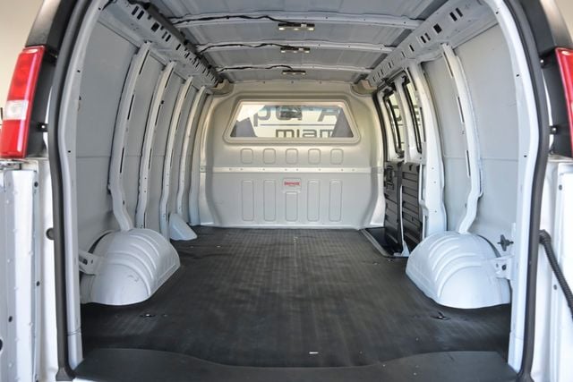2024 GMC Savana Cargo Van RWD 2500 135" - 23028793 - 12