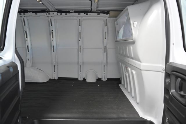 2024 GMC Savana Cargo Van RWD 2500 135" - 23028793 - 3
