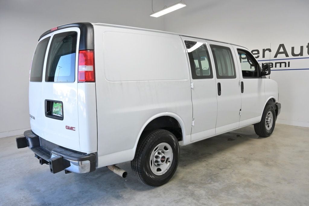 2024 GMC Savana Cargo Van RWD 2500 135" - 23028793 - 5