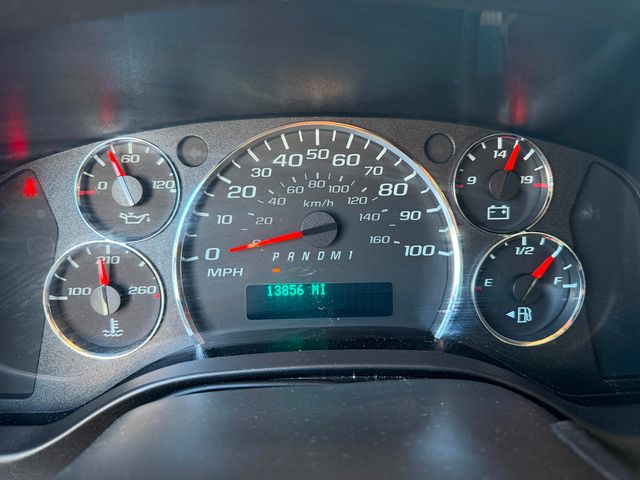 2024 GMC Savana Cargo Van RWD 2500 135'' with Convenience & Chrome Appearance Packages - 22972596 - 10