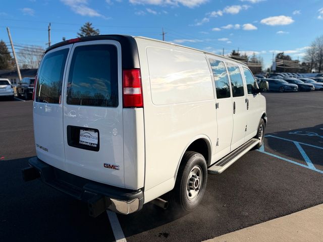 2024 GMC Savana Cargo Van RWD 2500 135'' with Convenience & Chrome Appearance Packages - 22972596 - 3
