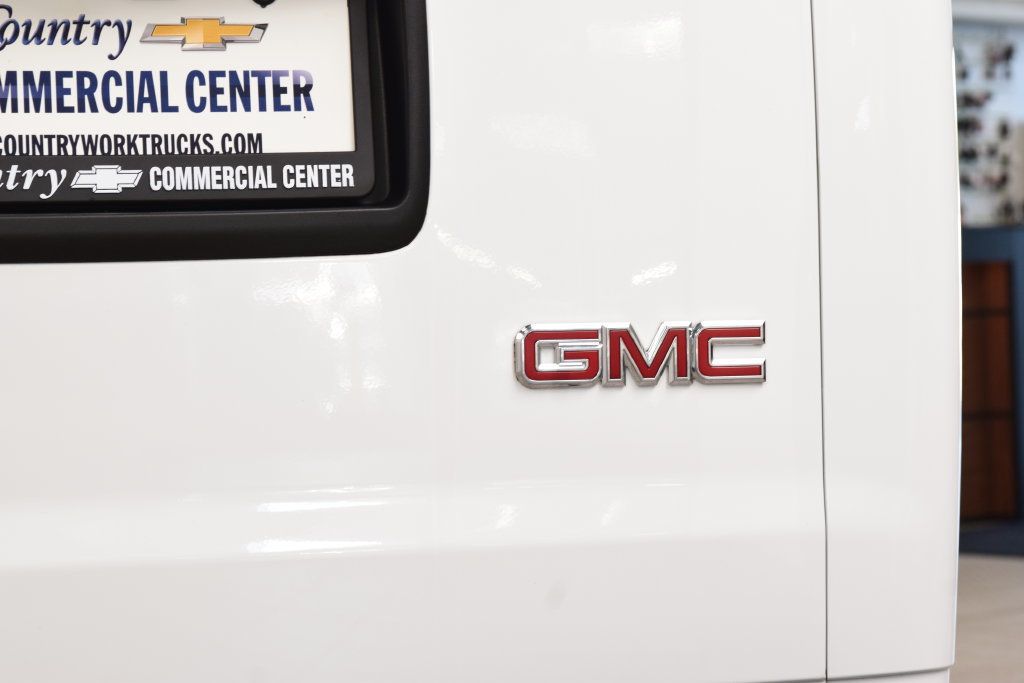 2024 GMC Savana Cargo Van SAVANA 2500 CARGO * 6.6 V8 * BIN PKG * 1 OWNER * LIKE NEW - 23085460 - 12