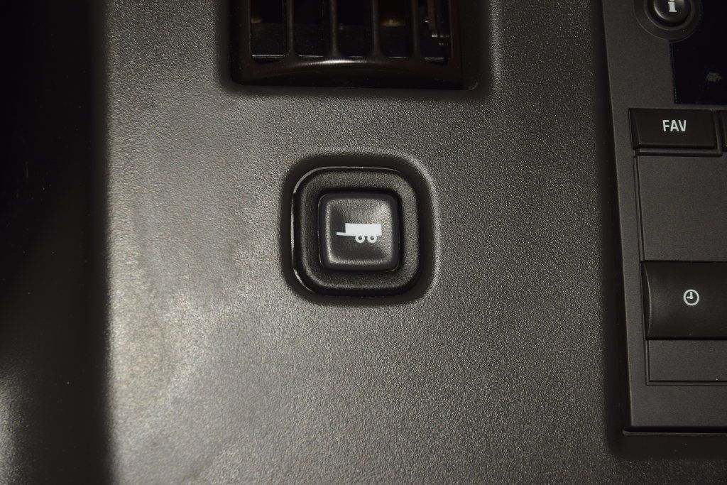 2024 GMC Savana Cargo Van SAVANA 2500 CARGO * 6.6 V8 * BIN PKG * 1 OWNER * LIKE NEW - 23085460 - 20