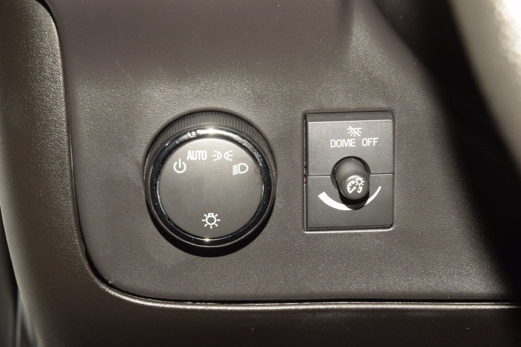 2024 GMC Savana Cargo Van SAVANA 2500 CARGO * 6.6 V8 * BIN PKG * 1 OWNER * LIKE NEW - 23085460 - 23