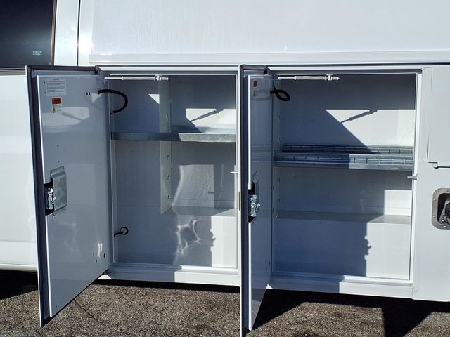 2024 GMC Savana Commercial Cutaway 3500 Van 139" - 23096341 - 15