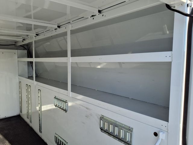 2024 GMC Savana Commercial Cutaway 3500 Van 139" - 23096341 - 17