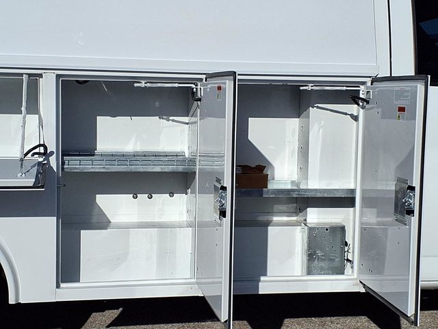 2024 GMC Savana Commercial Cutaway 3500 Van 139" - 23096341 - 22