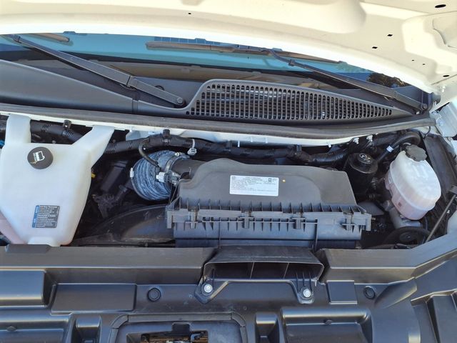 2024 GMC Savana Commercial Cutaway 3500 Van 139" - 23096341 - 23