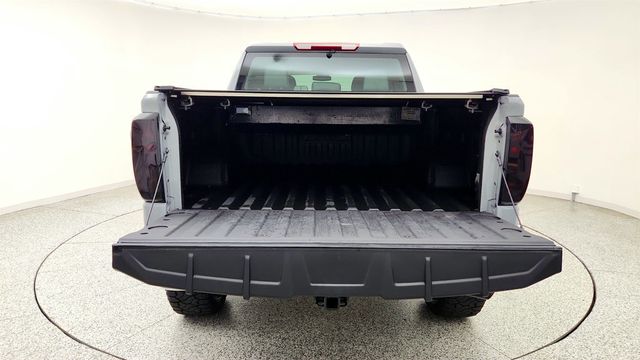 2024 GMC Sierra 1500 2WD Crew Cab 147'' Elevation w/ Black Package & Upgraded Wheels - 23066725 - 23