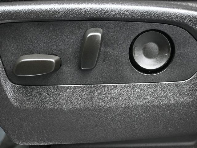 2024 GMC Sierra 1500 2WD Crew Cab 147" SLT - 23002569 - 11