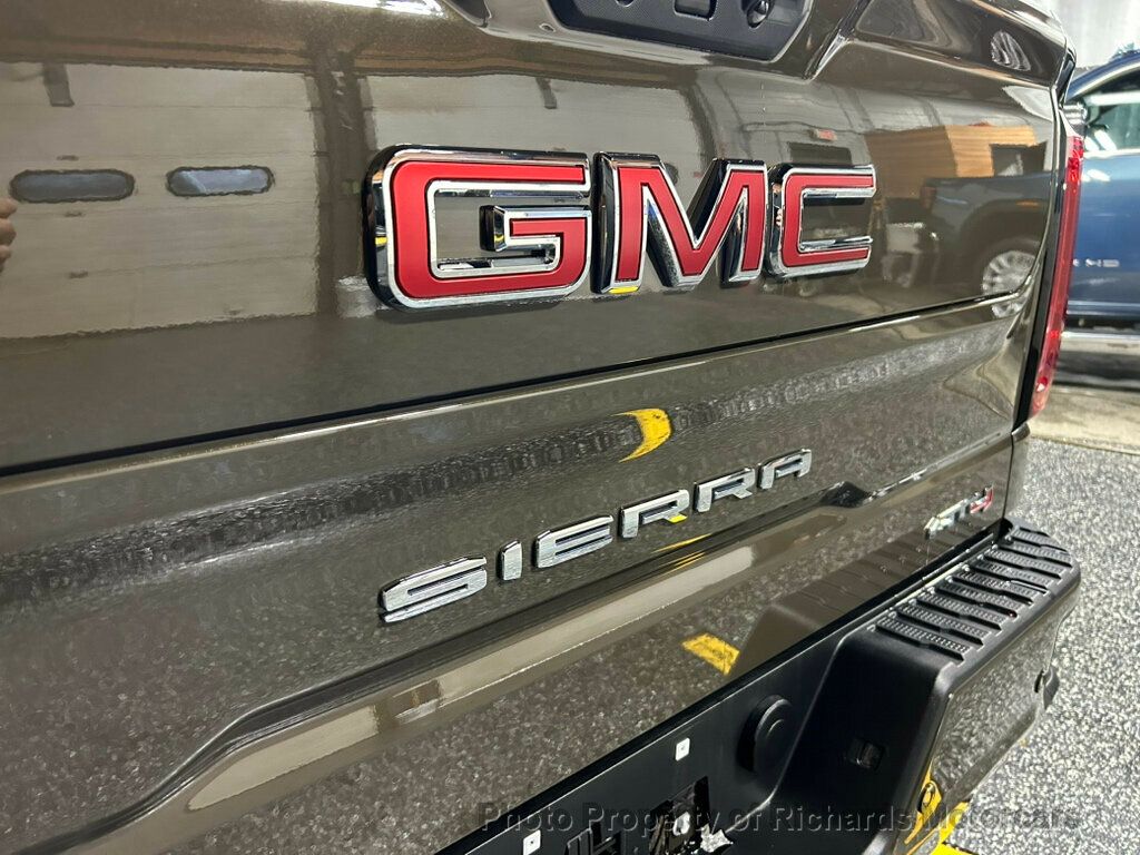 2024 GMC Sierra 1500 4WD Crew Cab 147" AT4 - 23015732 - 11
