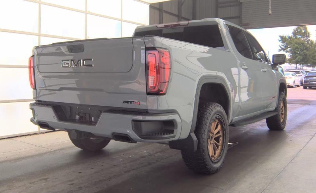 2024 GMC Sierra 1500 4WD Crew Cab 147" AT4 - 23050605 - 9