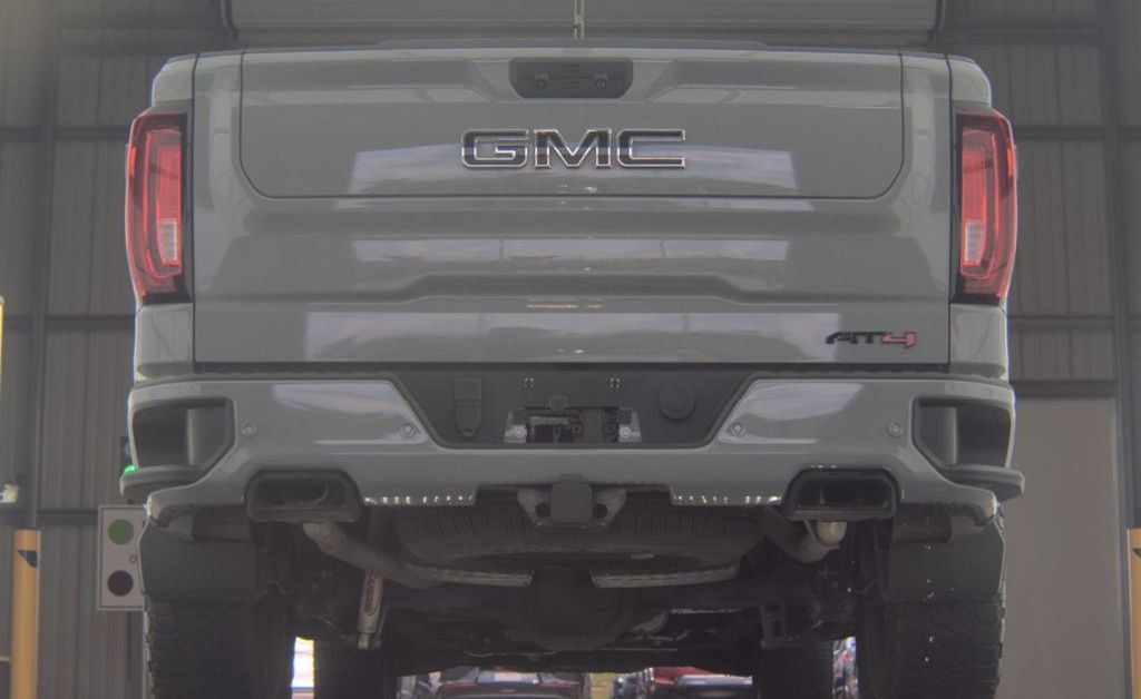 2024 GMC Sierra 1500 4WD Crew Cab 147" AT4 - 23050605 - 8
