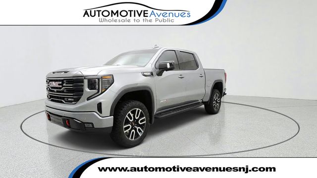 2024 GMC Sierra 1500 4WD Crew Cab 147'' AT4 w/ Technology Pkg & 6.2L V8 - 23081911 - 0