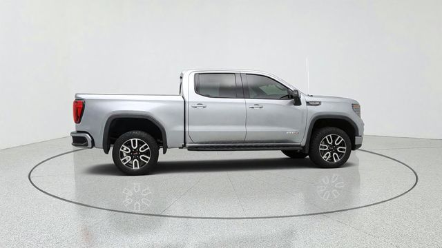 2024 GMC Sierra 1500 4WD Crew Cab 147'' AT4 w/ Technology Pkg & 6.2L V8 - 23081911 - 3
