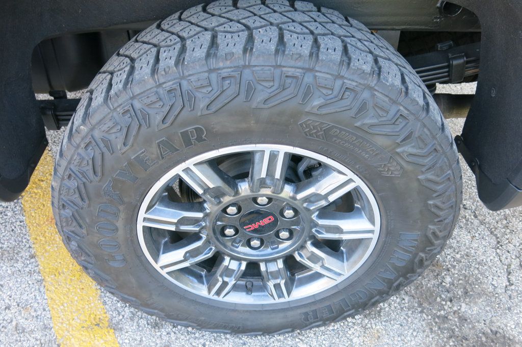 2024 GMC Sierra 1500 4WD Crew Cab 147" AT4X - 23081998 - 32