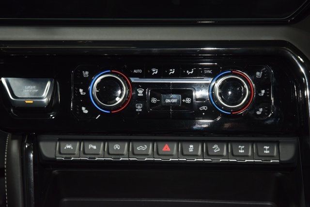 2024 GMC Sierra 1500 4WD Crew Cab 147" AT4X - 22926007 - 36