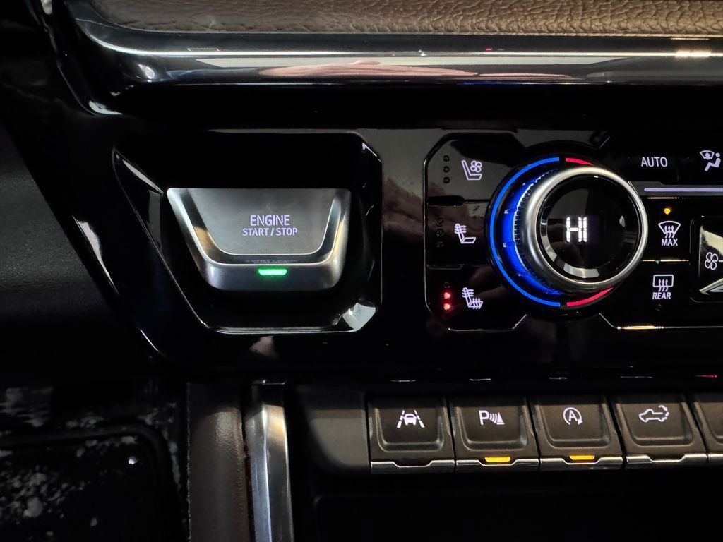 2024 GMC Sierra 1500 4WD Crew Cab 147" Denali - 22999749 - 10