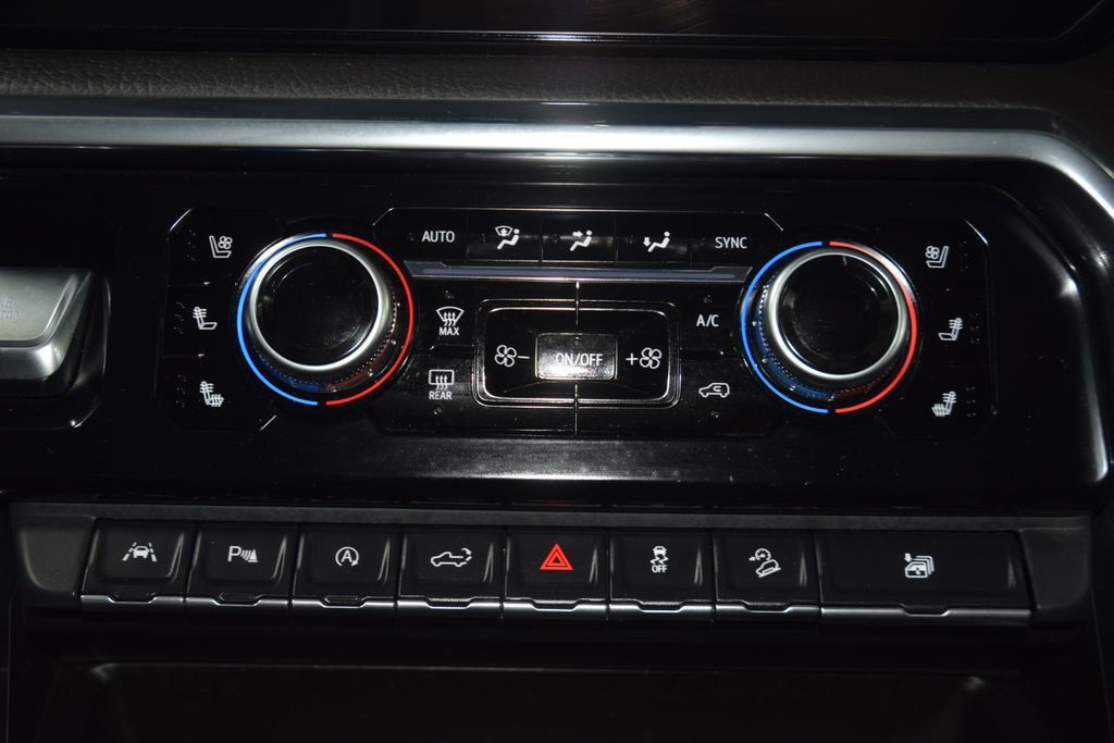 2024 GMC Sierra 1500 4WD Crew Cab 147" Denali - 23055126 - 34