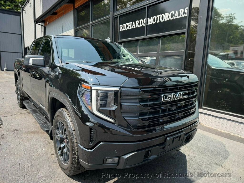 2024 GMC Sierra 1500 4WD Crew Cab 147" Elevation w/3SB - 23062623 - 2
