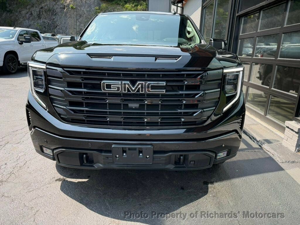 2024 GMC Sierra 1500 4WD Crew Cab 147" Elevation w/3SB - 23062623 - 3