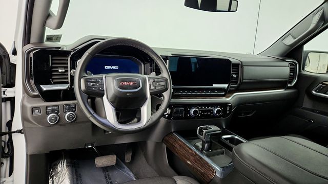 2024 GMC Sierra 1500 4WD Crew Cab 147'' Elevation w/3SB, Preferred Package & 5.3L V8 - 22949759 - 11