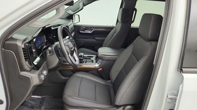 2024 GMC Sierra 1500 4WD Crew Cab 147'' Elevation w/3SB, Preferred Package & 5.3L V8 - 22949759 - 18