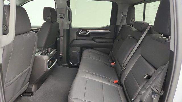 2024 GMC Sierra 1500 4WD Crew Cab 147'' Elevation w/3SB, Preferred Package & 5.3L V8 - 22949759 - 19