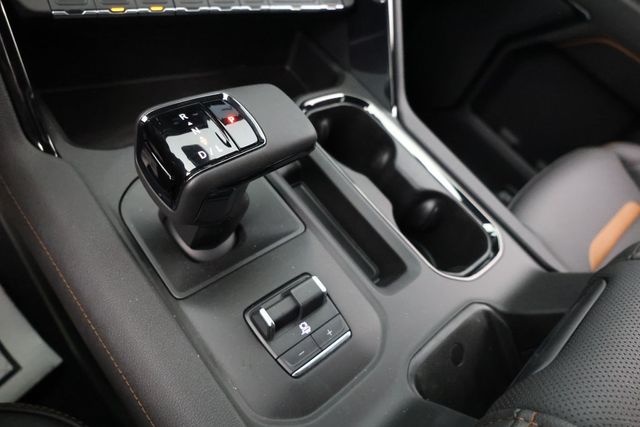 2024 GMC Sierra 1500 4WD Crew Cab 157'' AT4 with Technology Pkg & 6.2L V8 Engine - 22937500 - 12