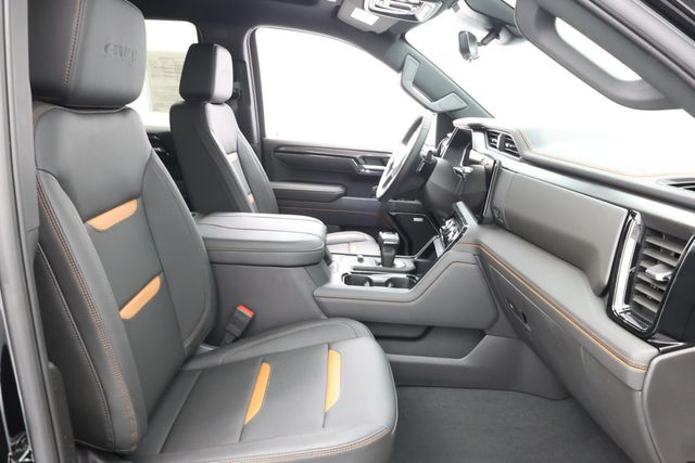 2024 GMC Sierra 1500 4WD Crew Cab 157'' AT4 with Technology Pkg & 6.2L V8 Engine - 22937500 - 19