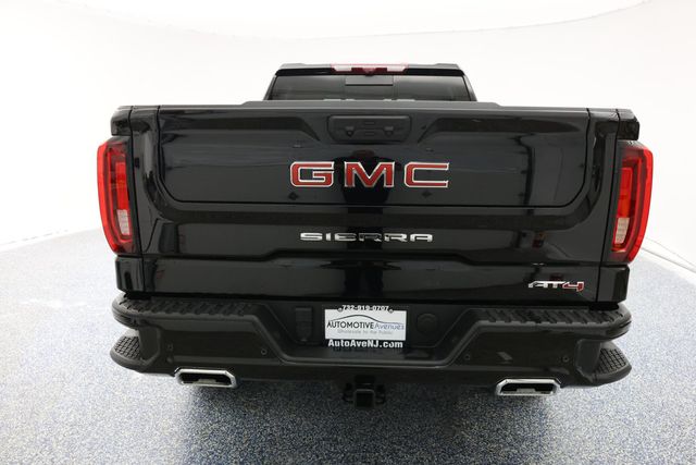 2024 GMC Sierra 1500 4WD Crew Cab 157'' AT4 with Technology Pkg & 6.2L V8 Engine - 22937500 - 3