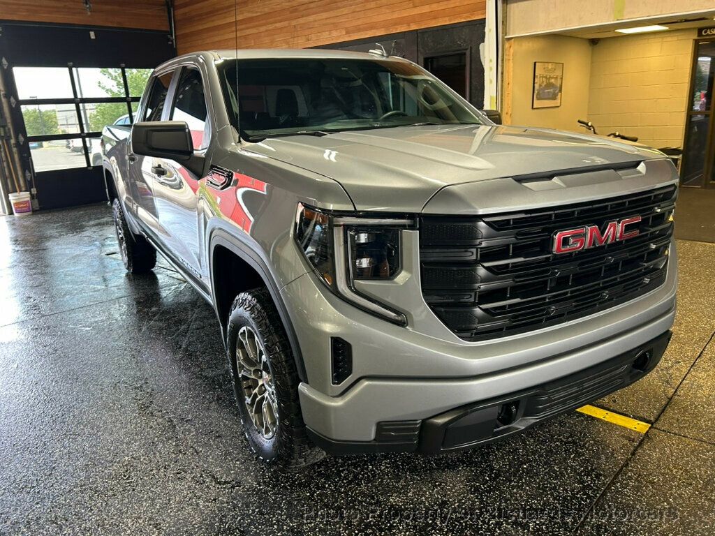 2024 GMC Sierra 1500 4WD Crew Cab 157" Pro - 23042135 - 8