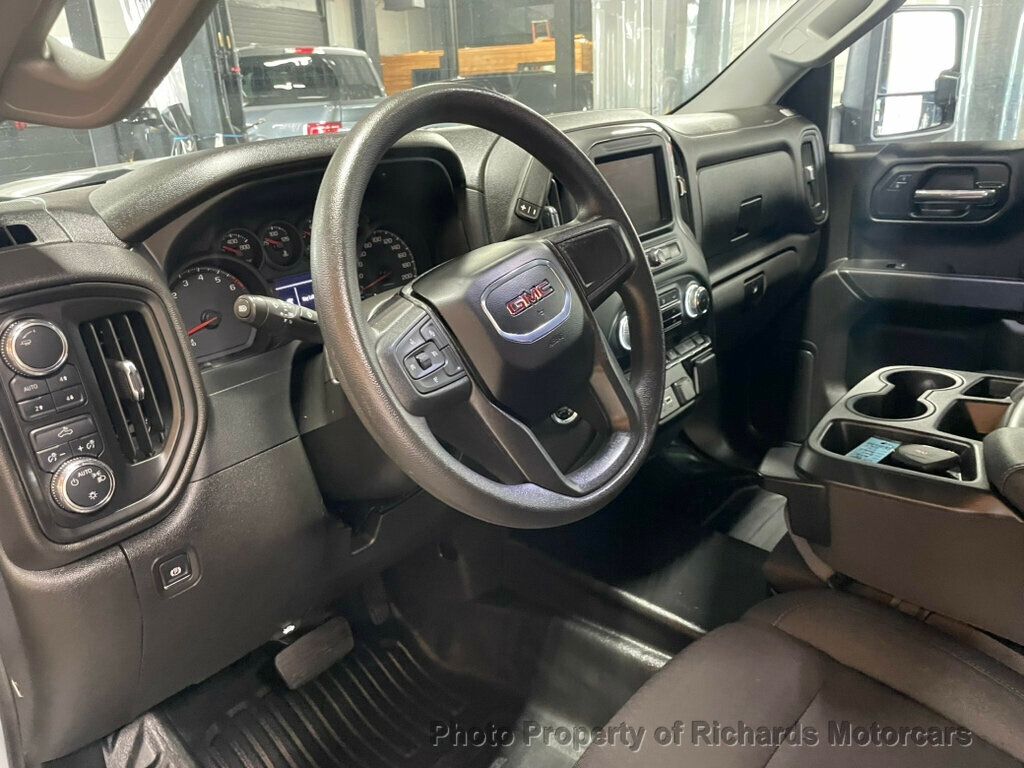 2024 GMC Sierra 1500 4WD Crew Cab 157" Pro - 23043041 - 9