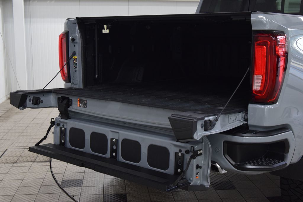 2024 GMC Sierra 1500 AT4 Premium w/ Technology Package Lifted - 23050605 - 23