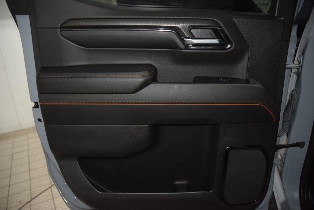 2024 GMC Sierra 1500 AT4 Premium w/ Technology Package Lifted - 23050605 - 46