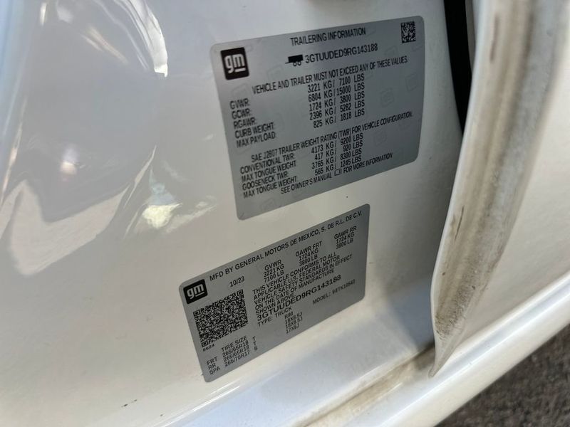 2024 GMC Sierra 1500 SLT - 22980617 - 21