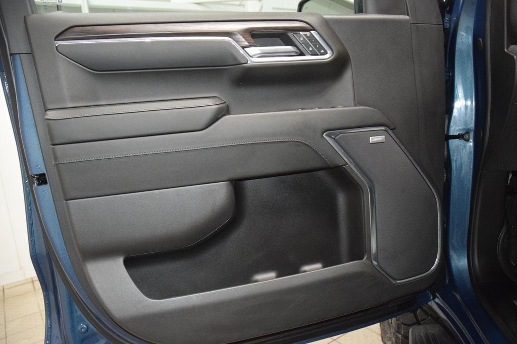 2024 GMC Sierra 1500 SLT - 22969181 - 44