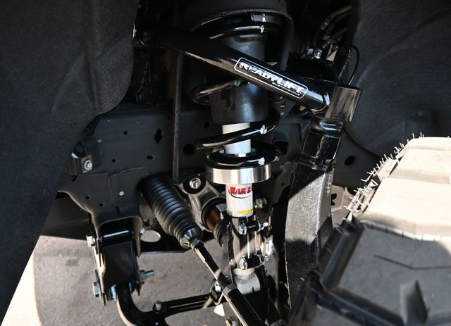 2024 GMC Sierra 1500 SLT Crew Cab 4X4 ReadyLIFT Suspension Lift  - 22990367 - 9