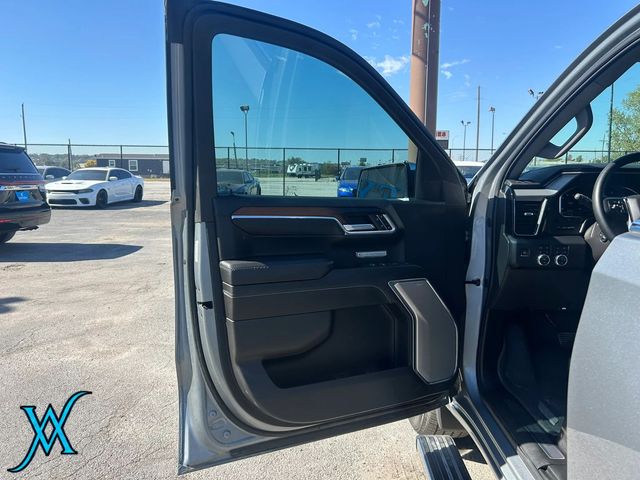 2024 GMC Sierra 1500 Crew Cab Denali Pickup 4D 5 3/4 ft - 23094388 - 9