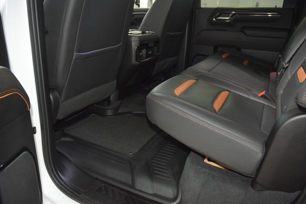 2024 GMC Sierra 2500HD 4WD Crew Cab 159" AT4 - 23019918 - 42