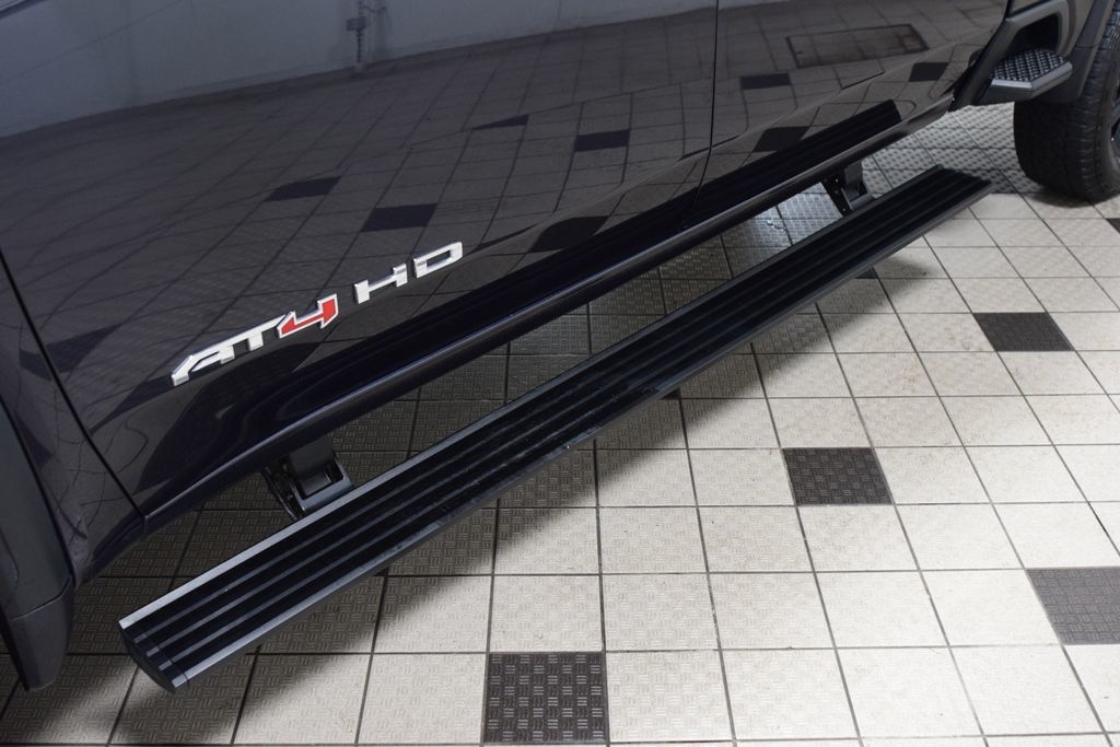 2024 GMC Sierra 2500HD 4WD Crew Cab 159" AT4 - 23039268 - 32
