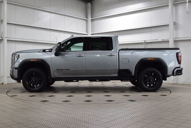 2024 GMC Sierra 2500HD 4WD Crew Cab 159" AT4 - 23048290 - 3